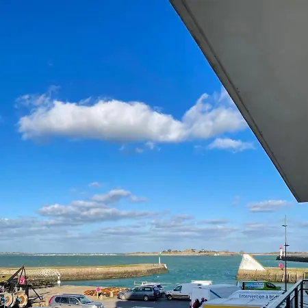 Апартаменты Confortable Vue Sur La A Vaast La Hougue - 180 M² Сен-Вааст-ла-Уг