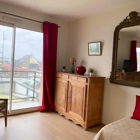 Confortable Vue Sur La A Vaast La Hougue - 180 M² Апартаменты Сен-Вааст-ла-Уг