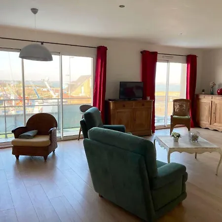 Апартаменты Confortable Vue Sur La A Vaast La Hougue - 180 M² Сен-Вааст-ла-Уг