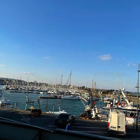 Confortable Vue Sur La A Vaast La Hougue - 180 M² *